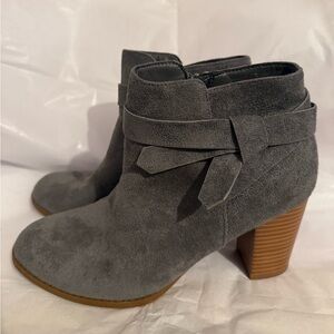 Elegant Charcoal Suede Ankle Booties